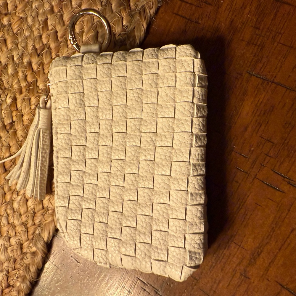 Pretty simply Cream Woven Clutch